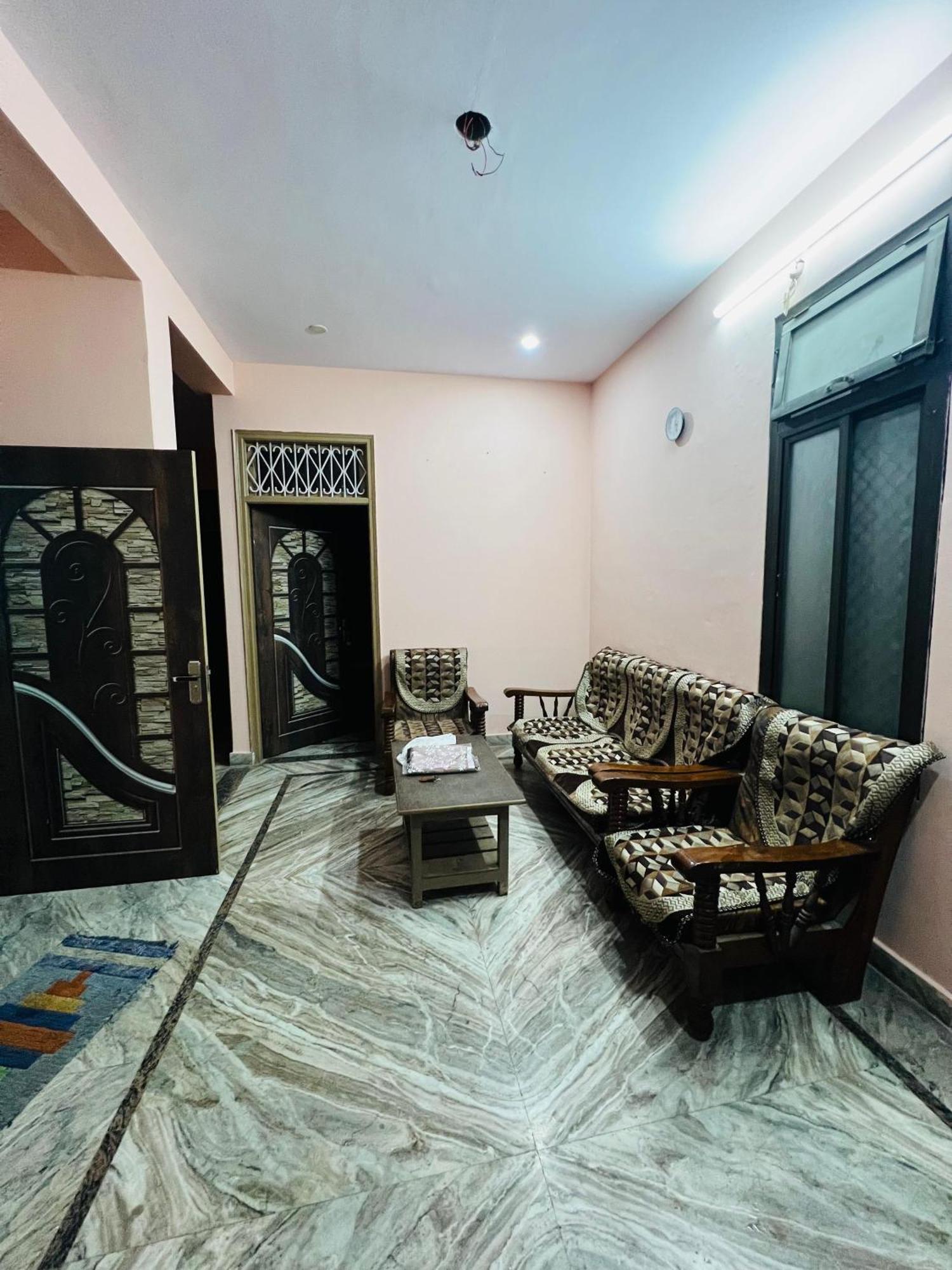 Annapurna Homestays Varanasi Exterior photo