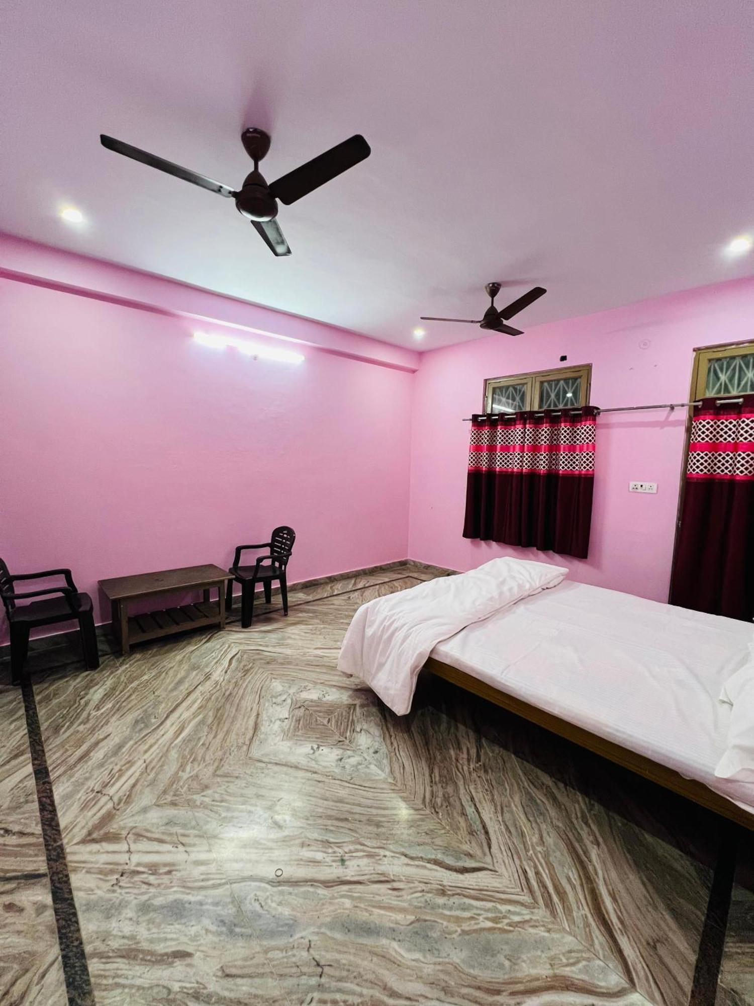 Annapurna Homestays Varanasi Exterior photo