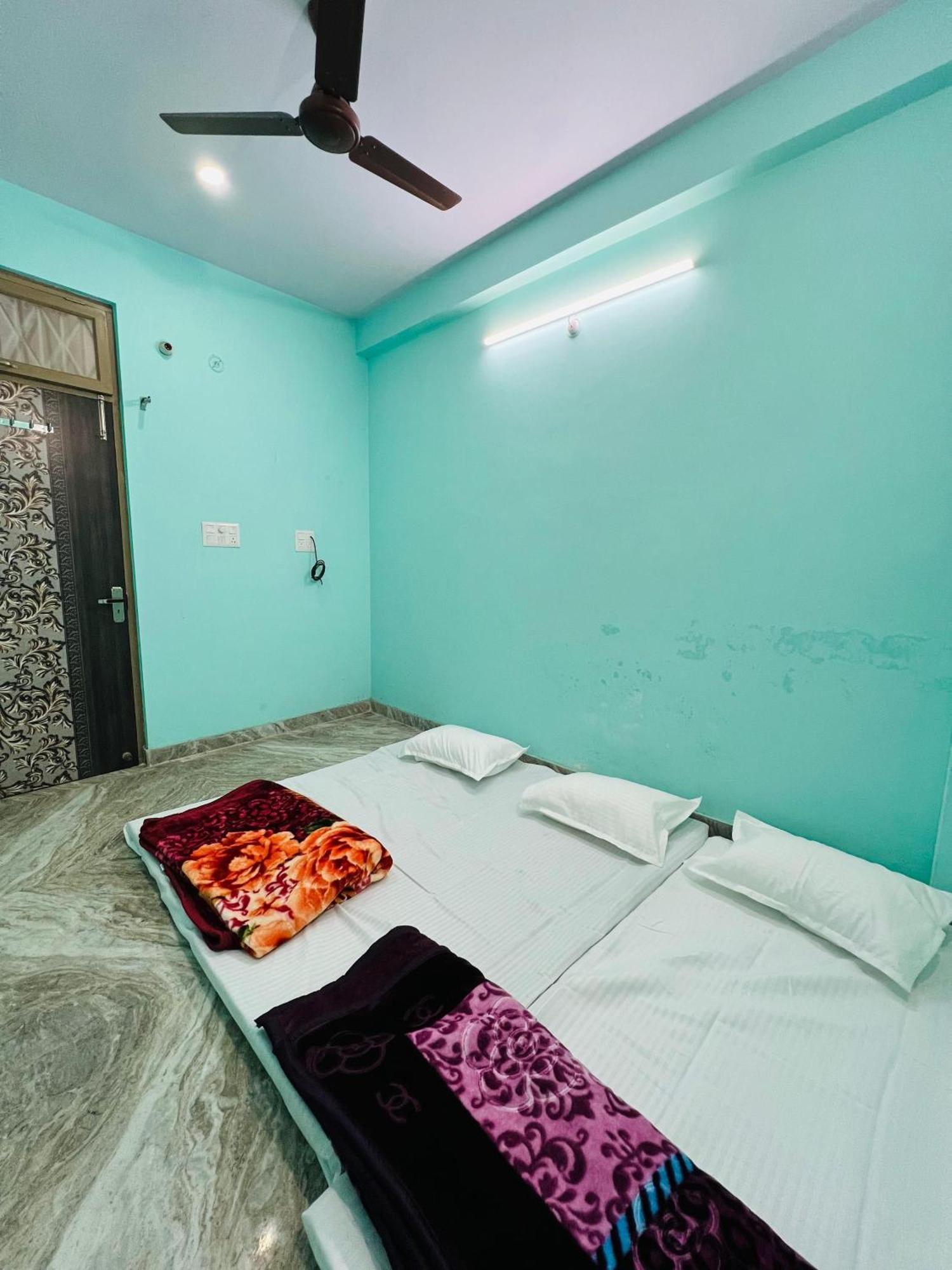 Annapurna Homestays Varanasi Exterior photo